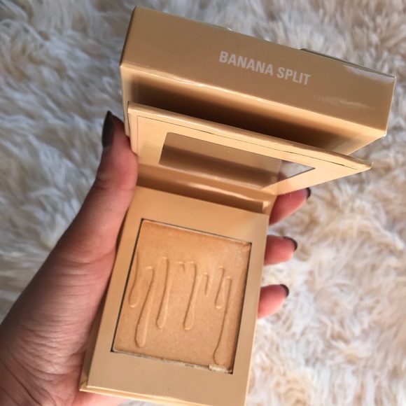 1 LEFT Banana Split - Kylie Cosmetics Kylighter - Picture 2 of 2
